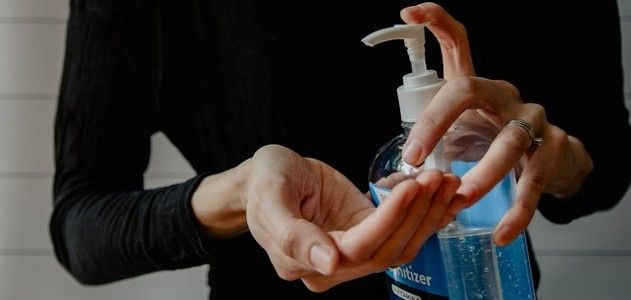 what-to-do-if-you-accidentally-drink-hand-sanitiser